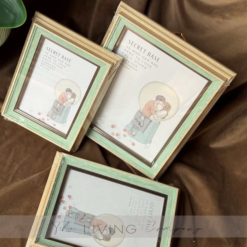 Mint Whisper Frames (Green Mint Minimalist)